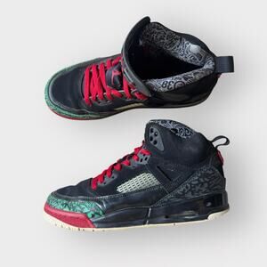 Nike Jordan Kids Jordan Spizike BG Basketball Shoe, size 7Y